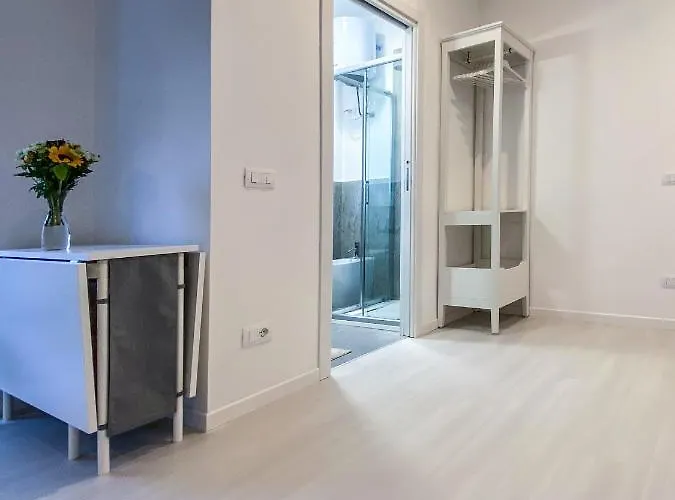 Invatican Oda ve Kahvaltı Roma